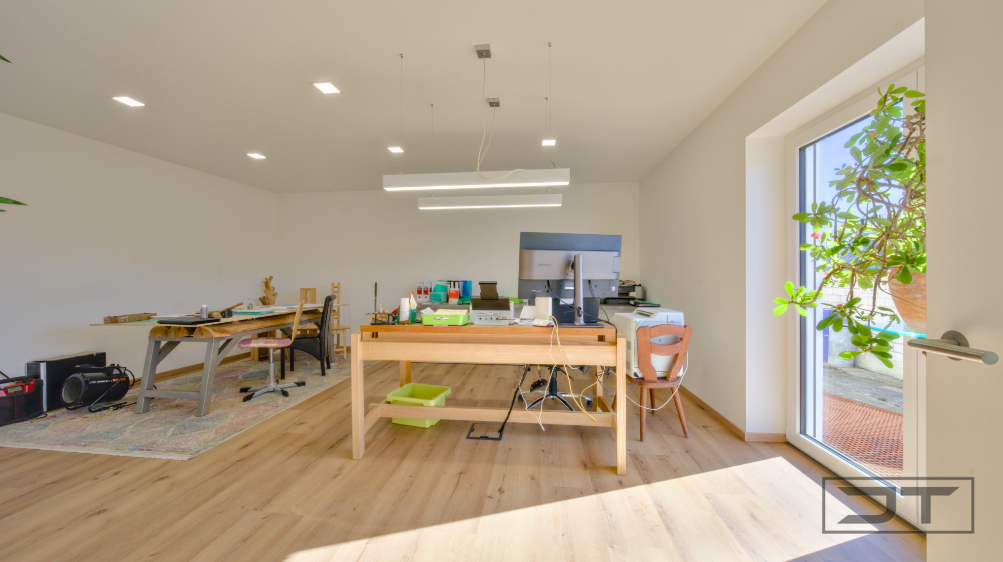 Büro -4