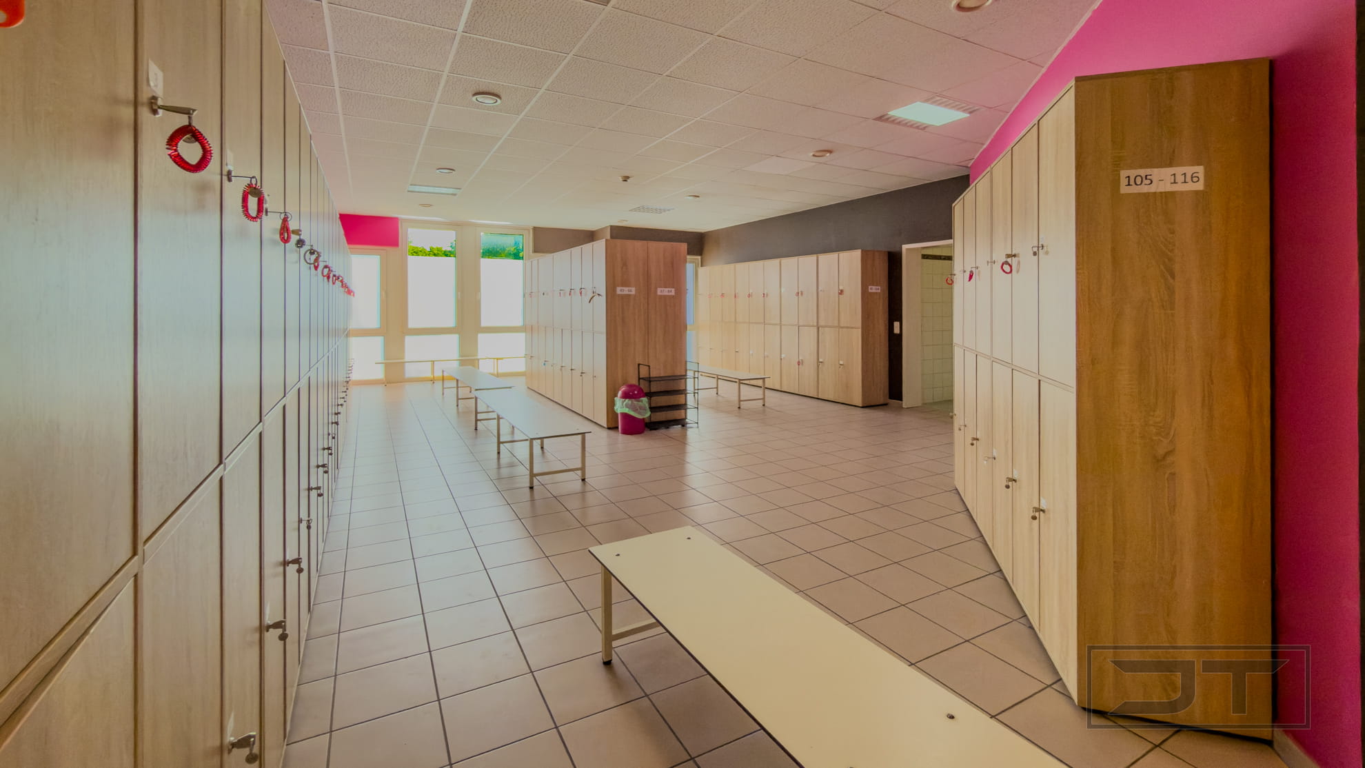 Umkleide Damen-238