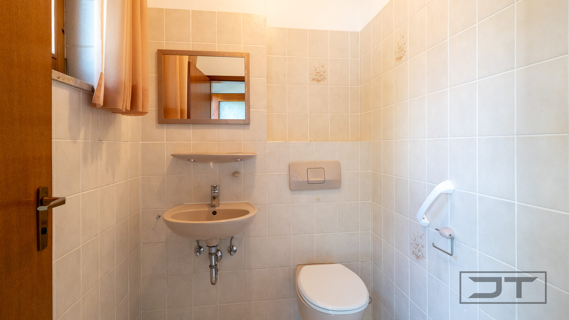 JT - Thamer Immobilien Gäste-WC (8 von 1)