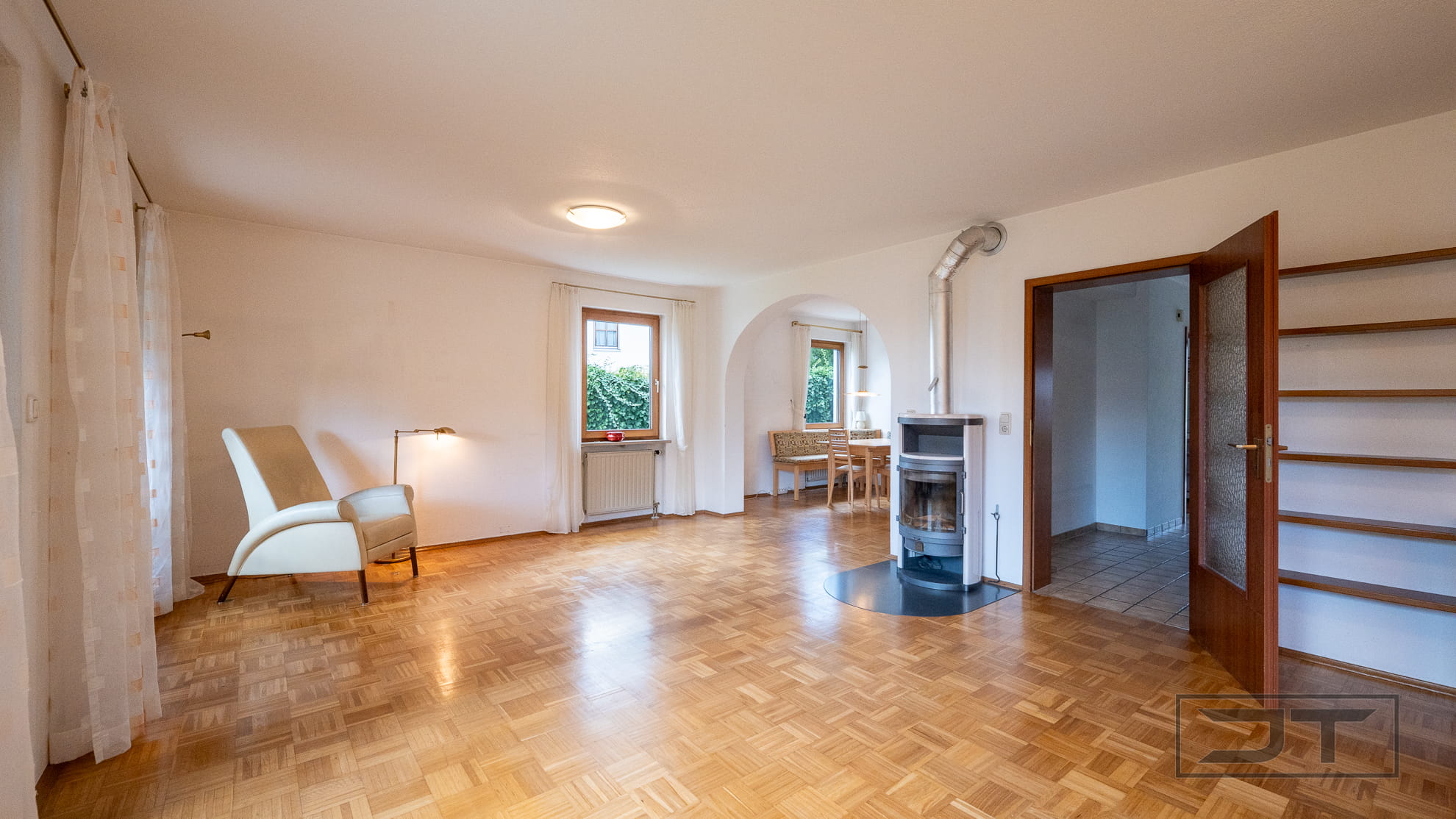 JT - Thamer Immobilien Wohnzimmer (24 von 1)