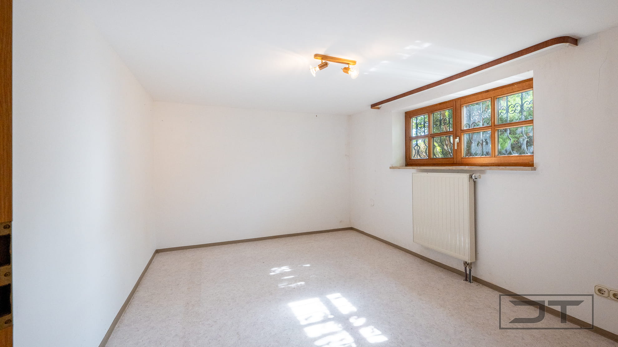 JT - Thamer Immobilien Hobbyraum UG (40 von 1)
