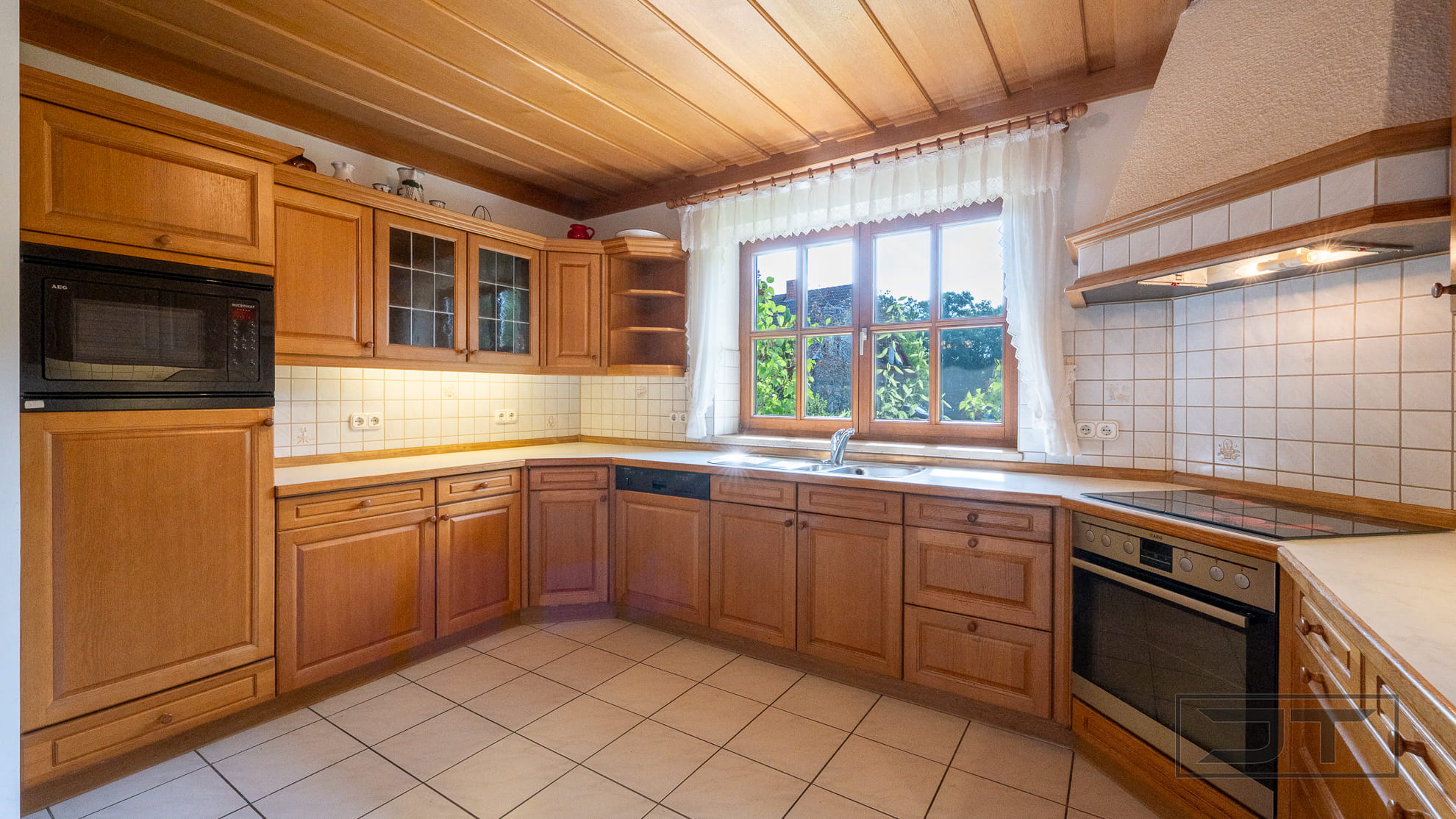 JT - Thamer Immobilien Küche (60 von 1)