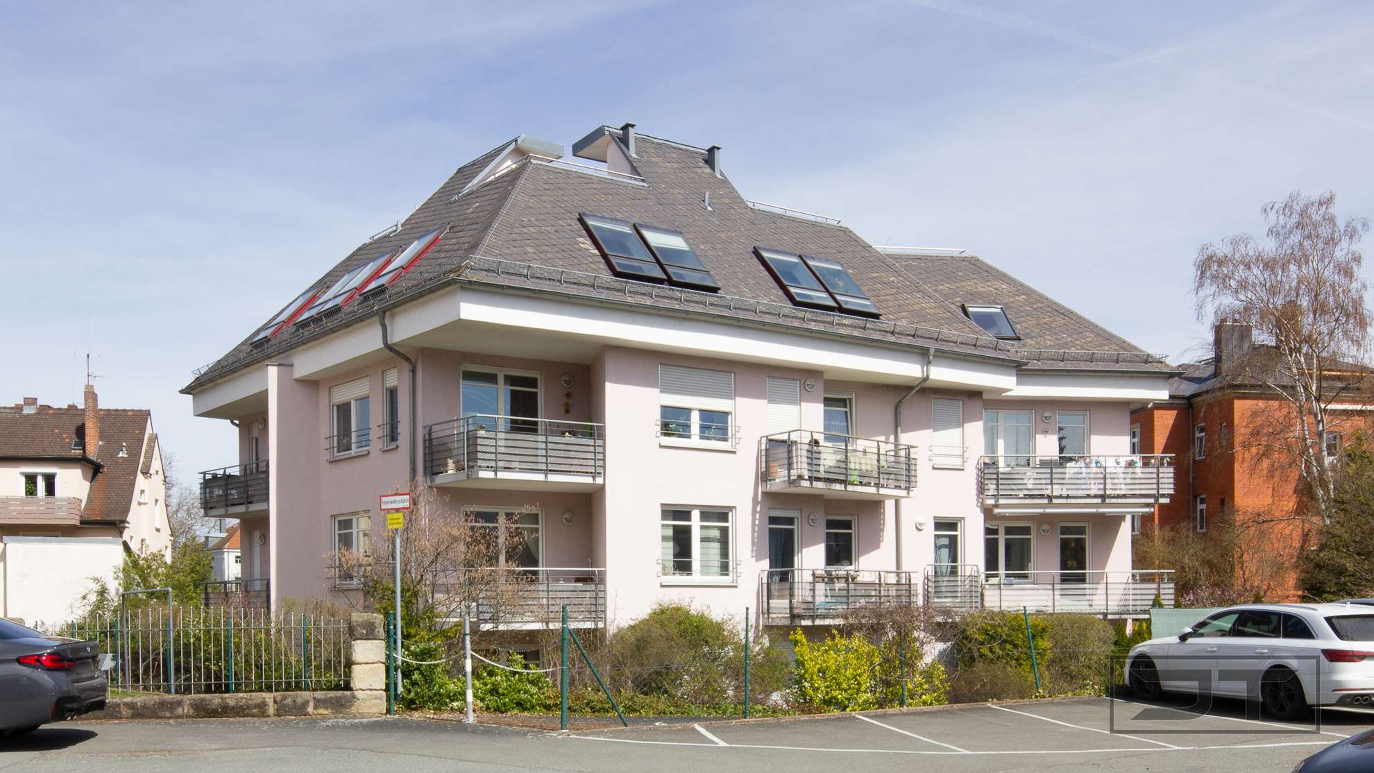 Top gepflegte 3-Zimmer-Wohnung mit Sonnenbalkon in zentraler Lage, ideal für Kapitalanleger!