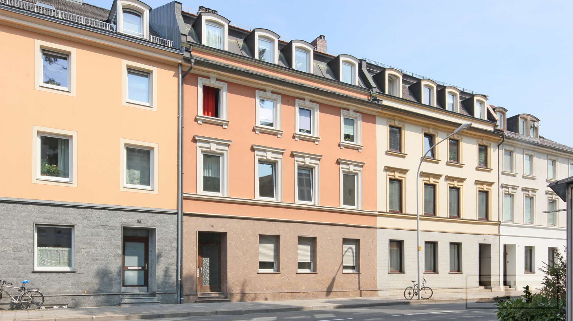 Top Anlageobjekt: Mehrfamilienhaus mit 4 Wohnungen in zentraler Bayreuther Lage, provisionsfrei!